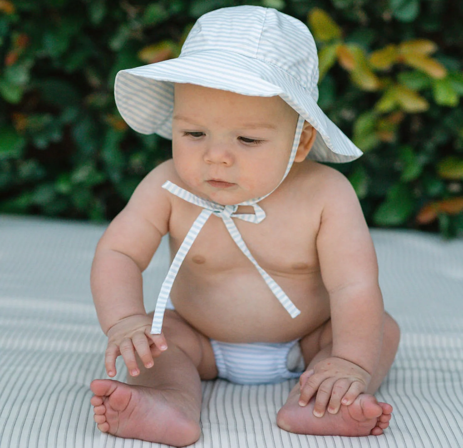 baby powder blue stripe sun hat - Image 6